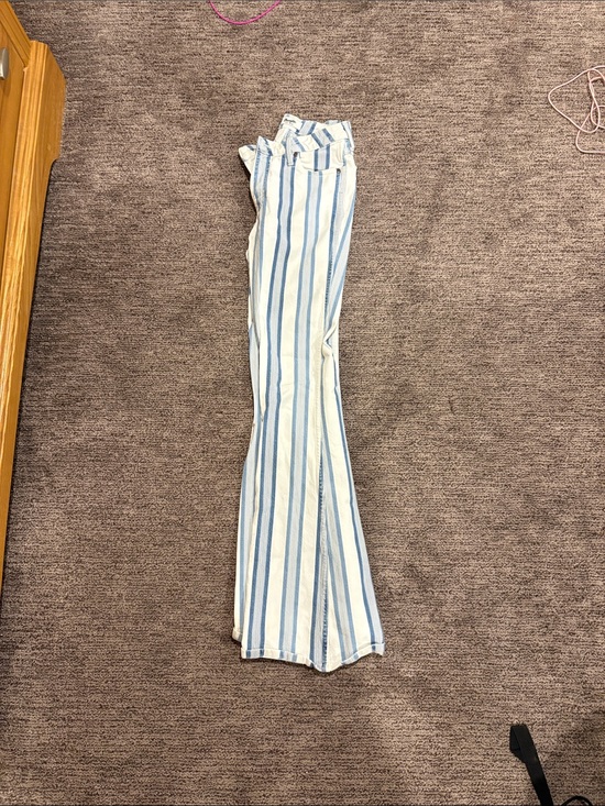 Wrangler Denim - Wrangler White and Blue Vertical Stripe Wide-Leg Jeans